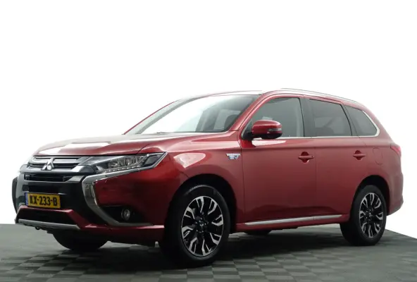 2.0 PHEV Executive Edition Aut- Xenon Led, Stoelverwarming, Camera, Park Assist, Clima, Navi