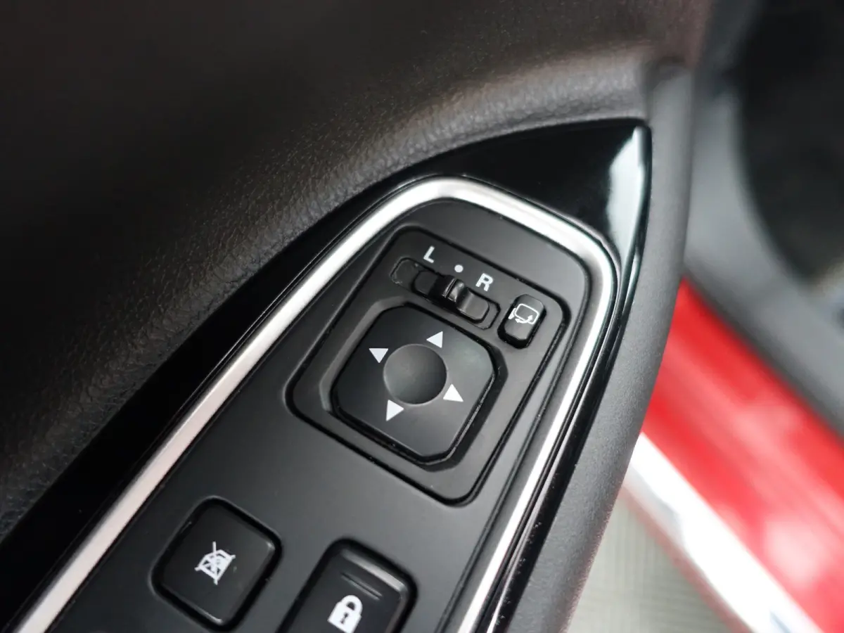 2.0 PHEV Executive Edition Aut- Xenon Led, Stoelverwarming, Camera, Park Assist, Clima, Navi