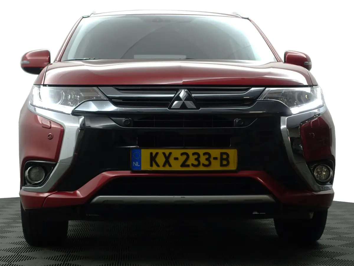 2.0 PHEV Executive Edition Aut- Xenon Led, Stoelverwarming, Camera, Park Assist, Clima, Navi