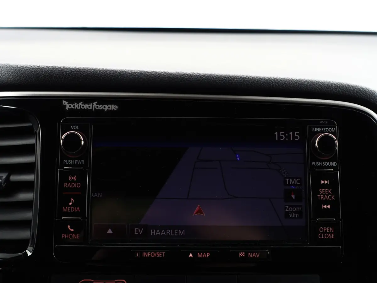 2.0 PHEV Executive Edition Aut- Xenon Led, Stoelverwarming, Camera, Park Assist, Clima, Navi