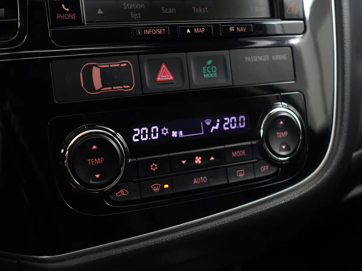 2.0 PHEV instyle+ Aut- Schuifdak, 360 Camera, Xenon Led, Stuur/Stoelverwarming, Ada Cruise