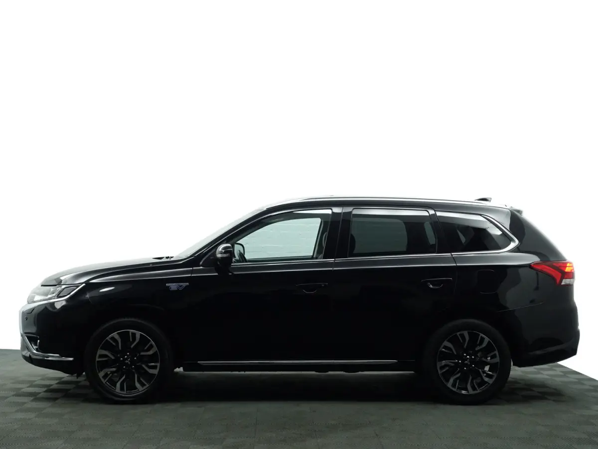 2.0 PHEV instyle+ Aut- Schuifdak, 360 Camera, Xenon Led, Stuur/Stoelverwarming, Ada Cruise