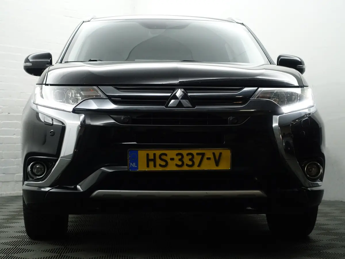 2.0 PHEV instyle+ Aut- Schuifdak, 360 Camera, Xenon Led, Stuur/Stoelverwarming, Ada Cruise