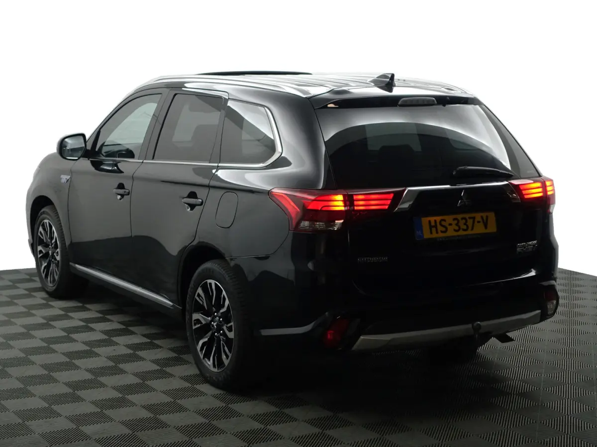 2.0 PHEV instyle+ Aut- Schuifdak, 360 Camera, Xenon Led, Stuur/Stoelverwarming, Ada Cruise