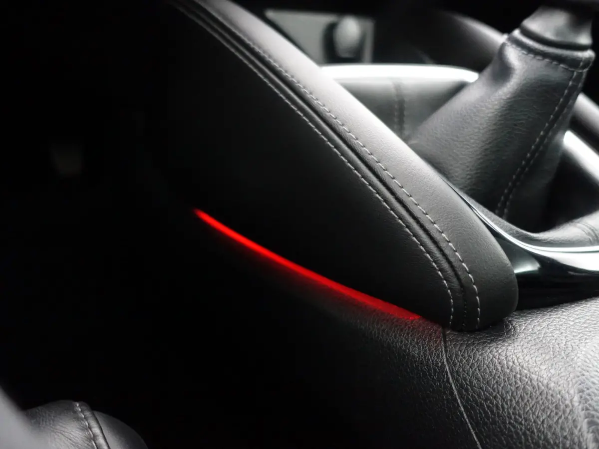 1.2 Tekna + Design Leder Interieur, Panoramadak, Xenon Led, Bose Audio, Memory, Sfeerverlichting