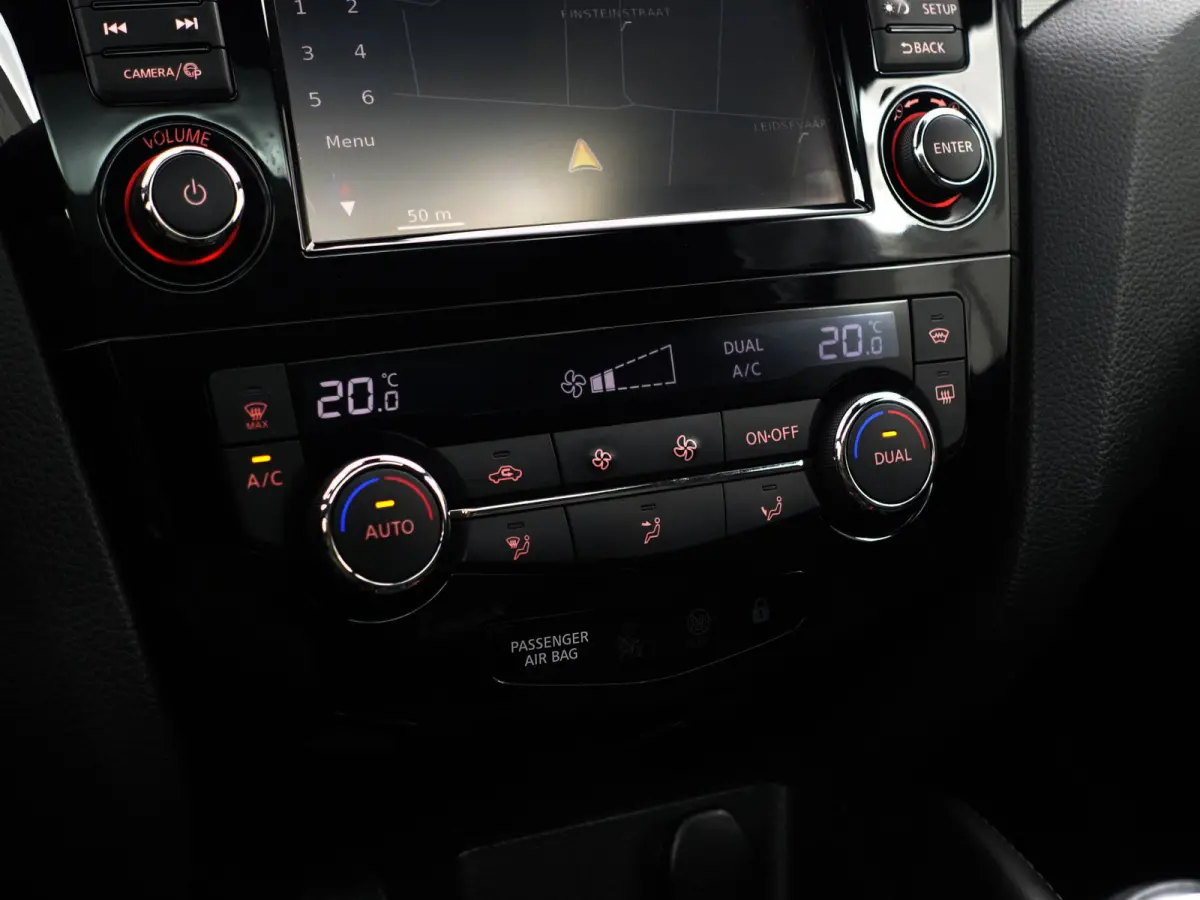 1.2 Tekna + Design Leder Interieur, Panoramadak, Xenon Led, Bose Audio, Memory, Sfeerverlichting