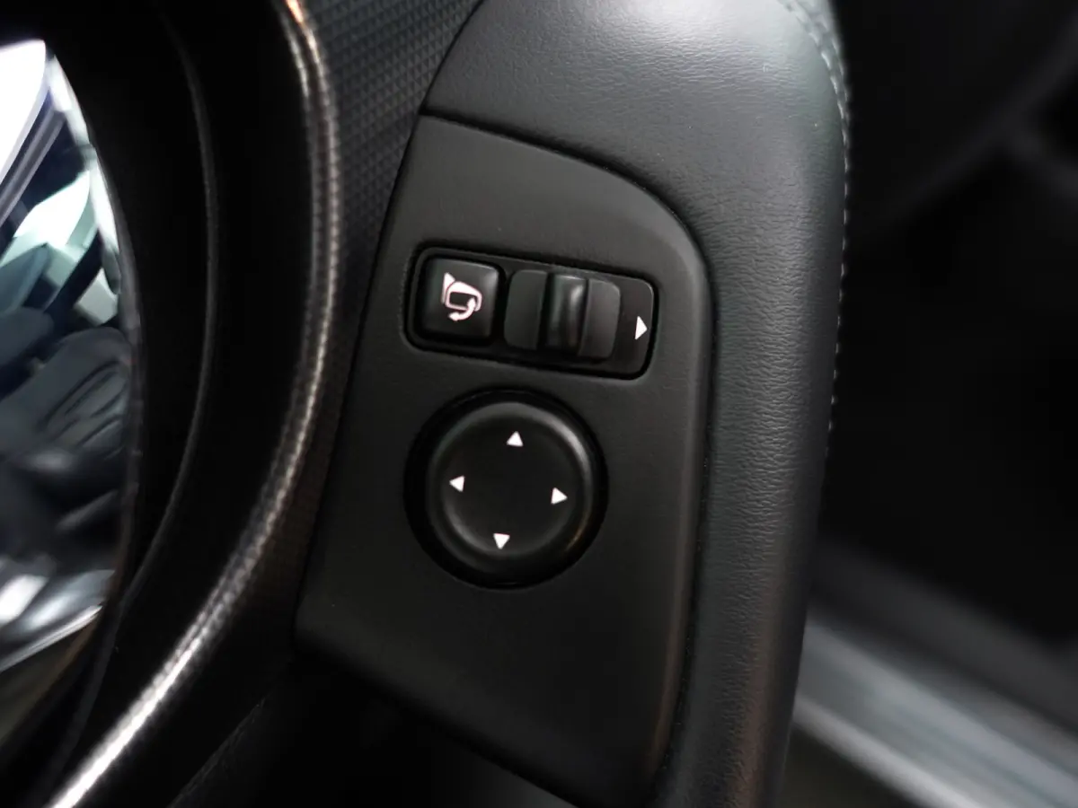 1.2 Tekna + Design Leder Interieur, Panoramadak, Xenon Led, Bose Audio, Memory, Sfeerverlichting