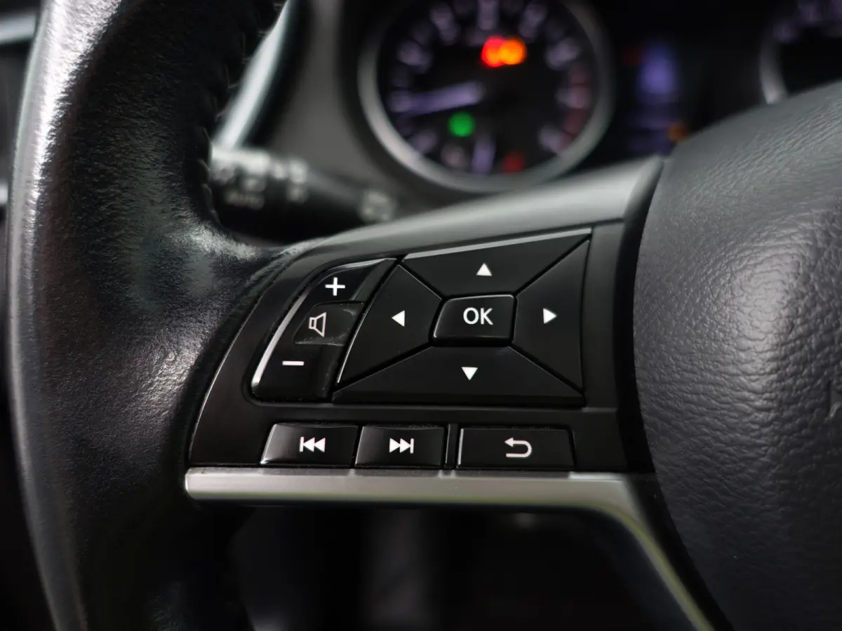 1.2 Tekna + Design Leder Interieur, Panoramadak, Xenon Led, Bose Audio, Memory, Sfeerverlichting