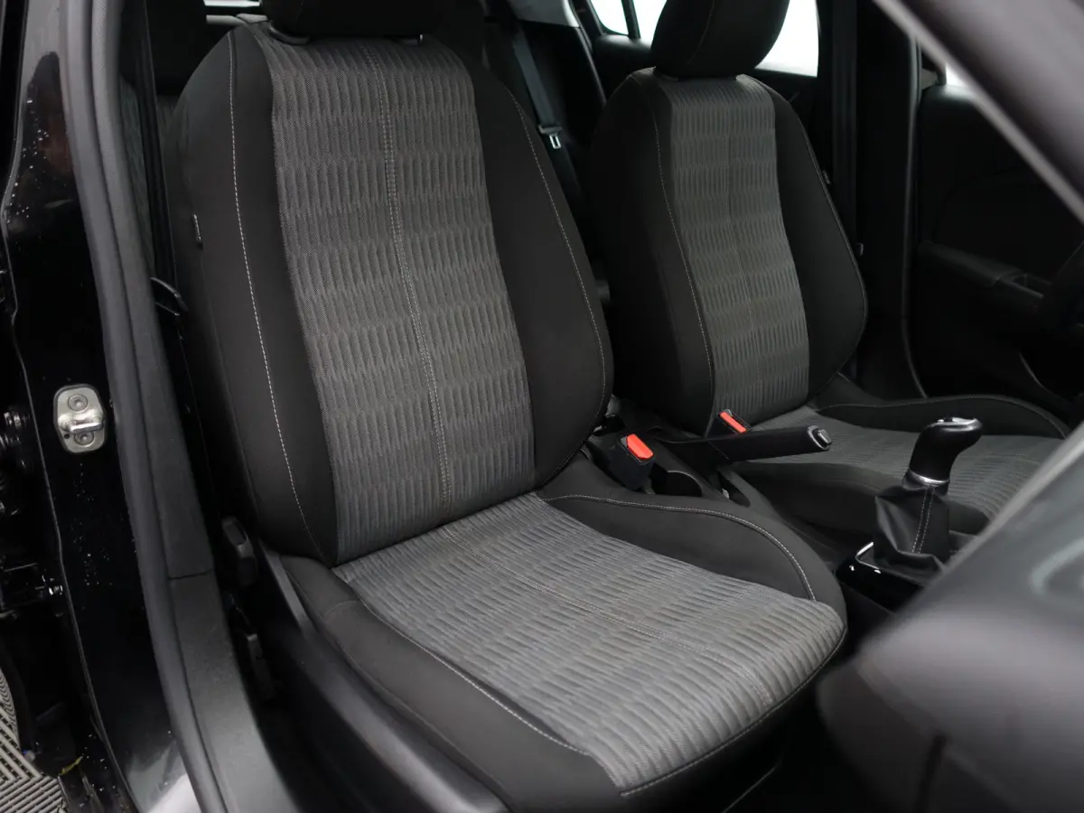 1.2 Edition- Park Assist, Lane Assist, Clima, Cruise, Privacy Glass, Comfort Interieur