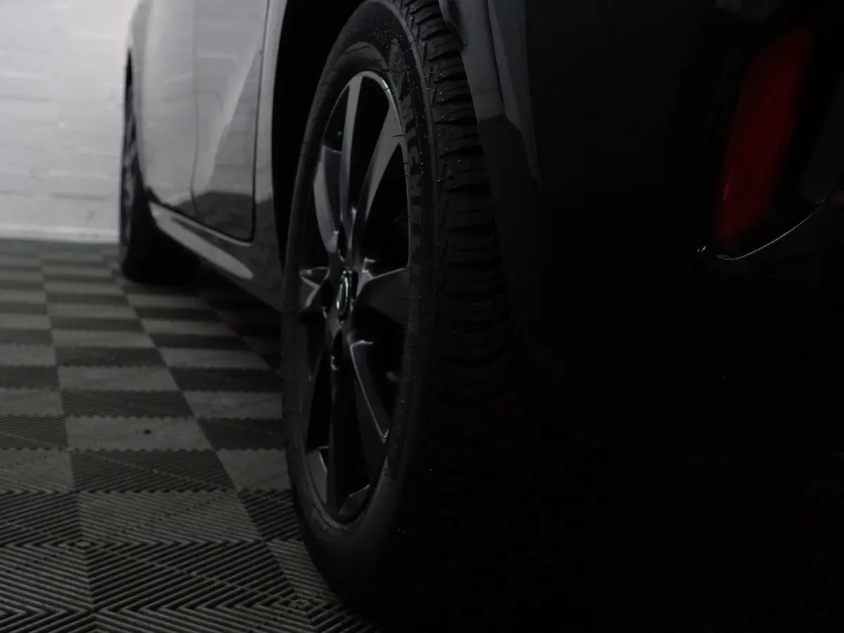 1.2 Edition- Park Assist, Lane Assist, Clima, Cruise, Privacy Glass, Comfort Interieur