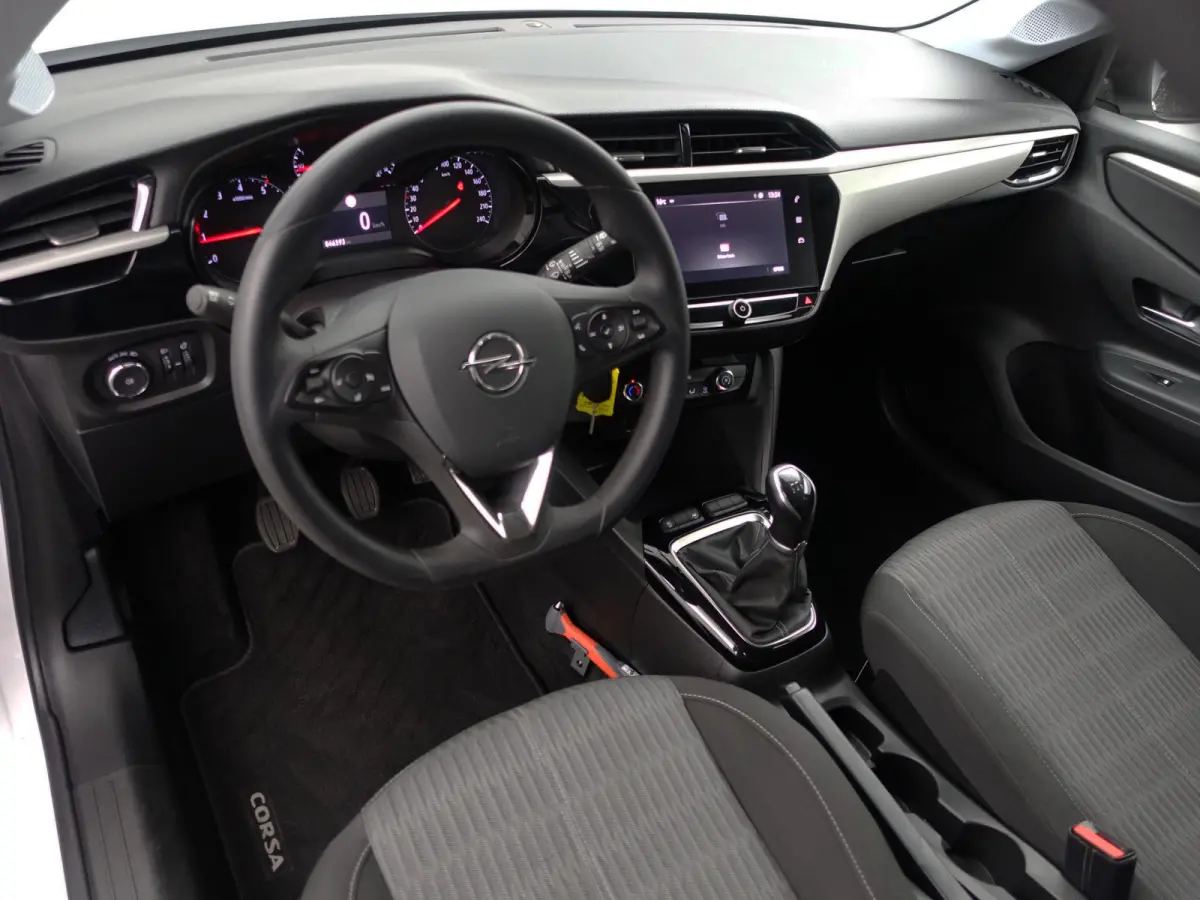 1.2 Sportline- Lane Assist, Clima, Night Package, Cruise, Privacy Glass
