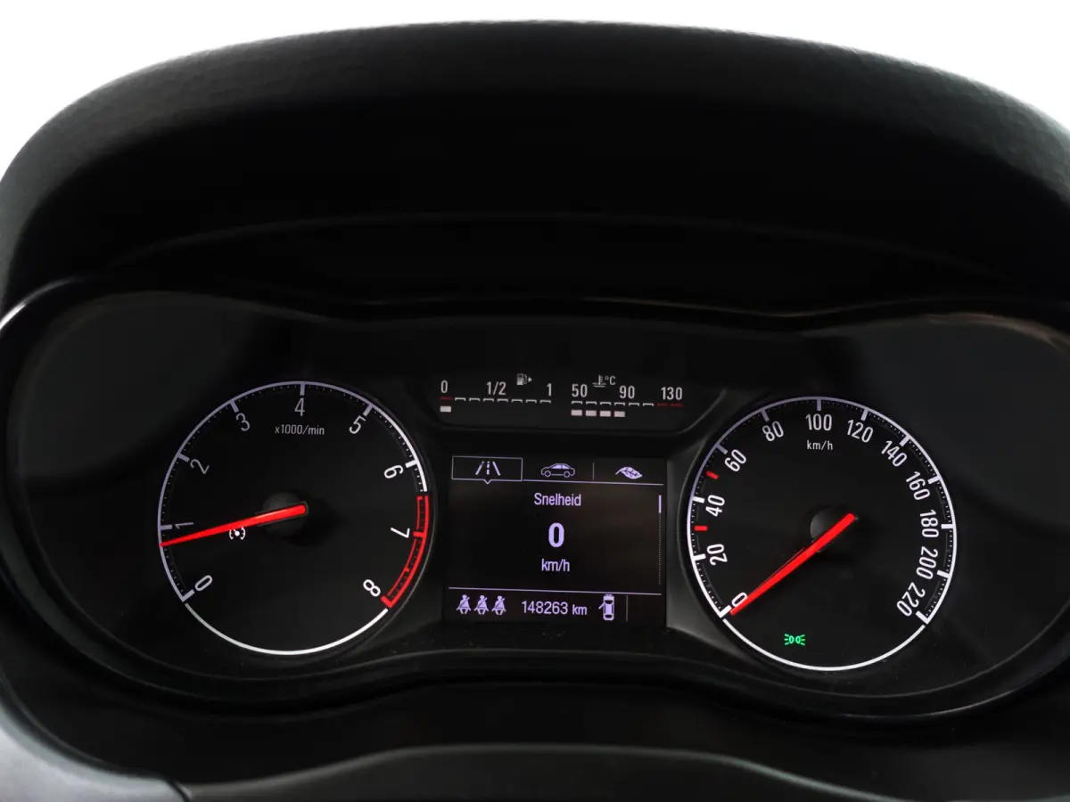 1.0 Turbo Edition- Clima, Cruise, Trekhaak, Design Interieur, Sport Pakket