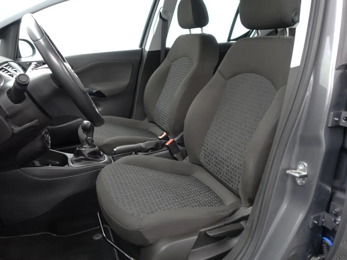 1.0 Turbo Edition- Clima, Cruise, Trekhaak, Design Interieur, Sport Pakket
