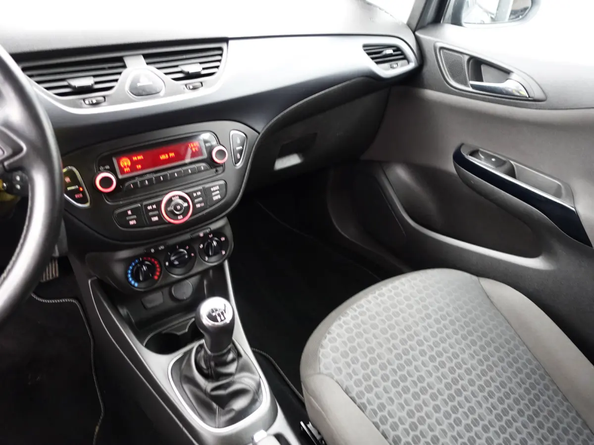 1.0 Turbo Edition- Clima, Cruise, Trekhaak, Design Interieur, Sport Pakket