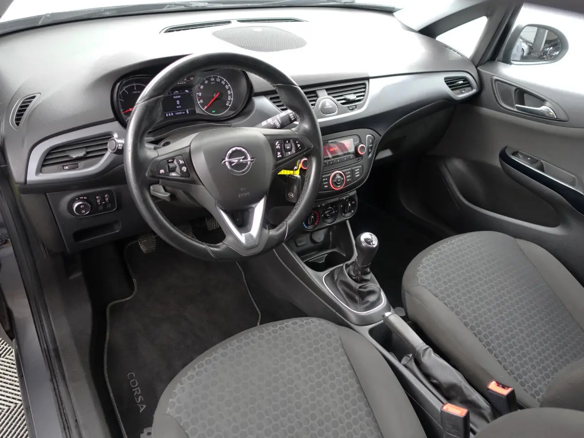 1.0 Turbo Edition- Clima, Cruise, Trekhaak, Design Interieur, Sport Pakket