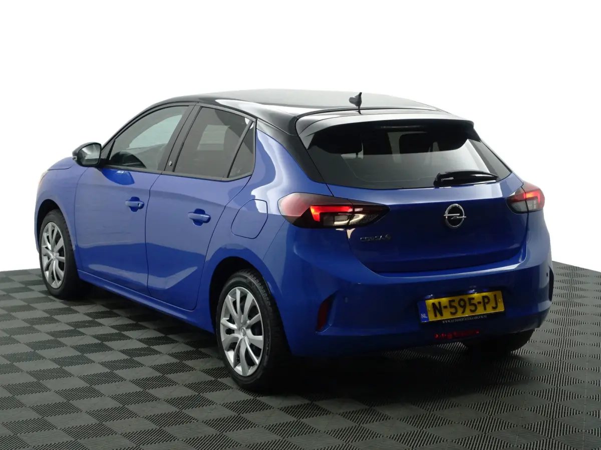 Ultimate 50 kWh Aut- Two Tone, Park Assist, Lane Assist, Dynamic Select, Virtual Cockpit, Clima