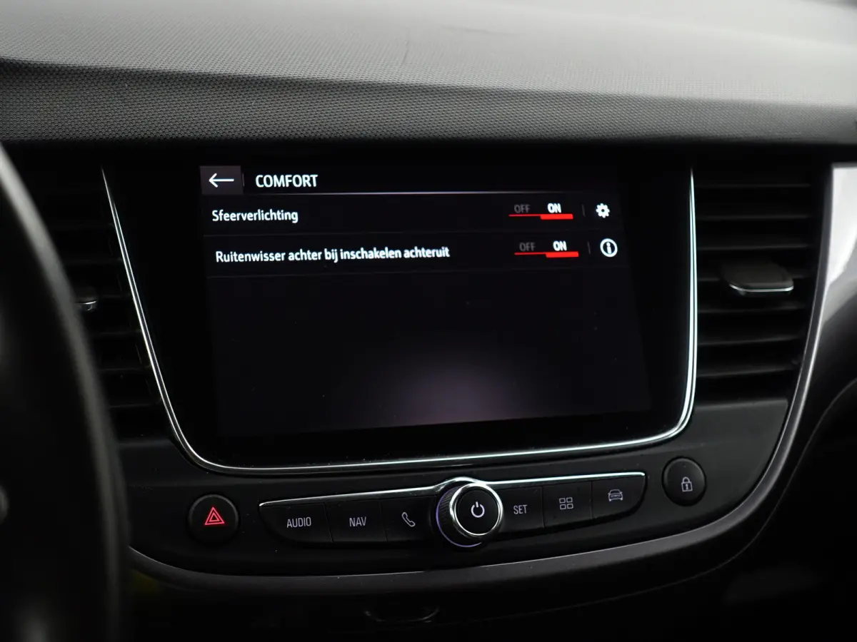 1.2 Turbo Innovation Aut- Carplay, Android Auto, Park Assist, Lane Assist, Navigatie, Xenon Led