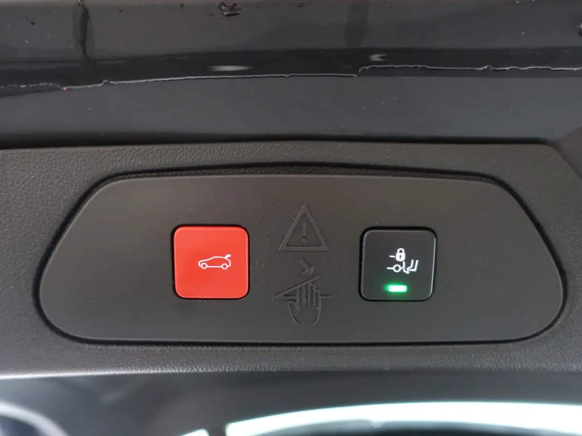 1.6 Turbo Plug-In Hybrid 4x4 GSe- Two Tone, Carplay, Android Auto, 360 Camera, Standkachel, Lane Assist