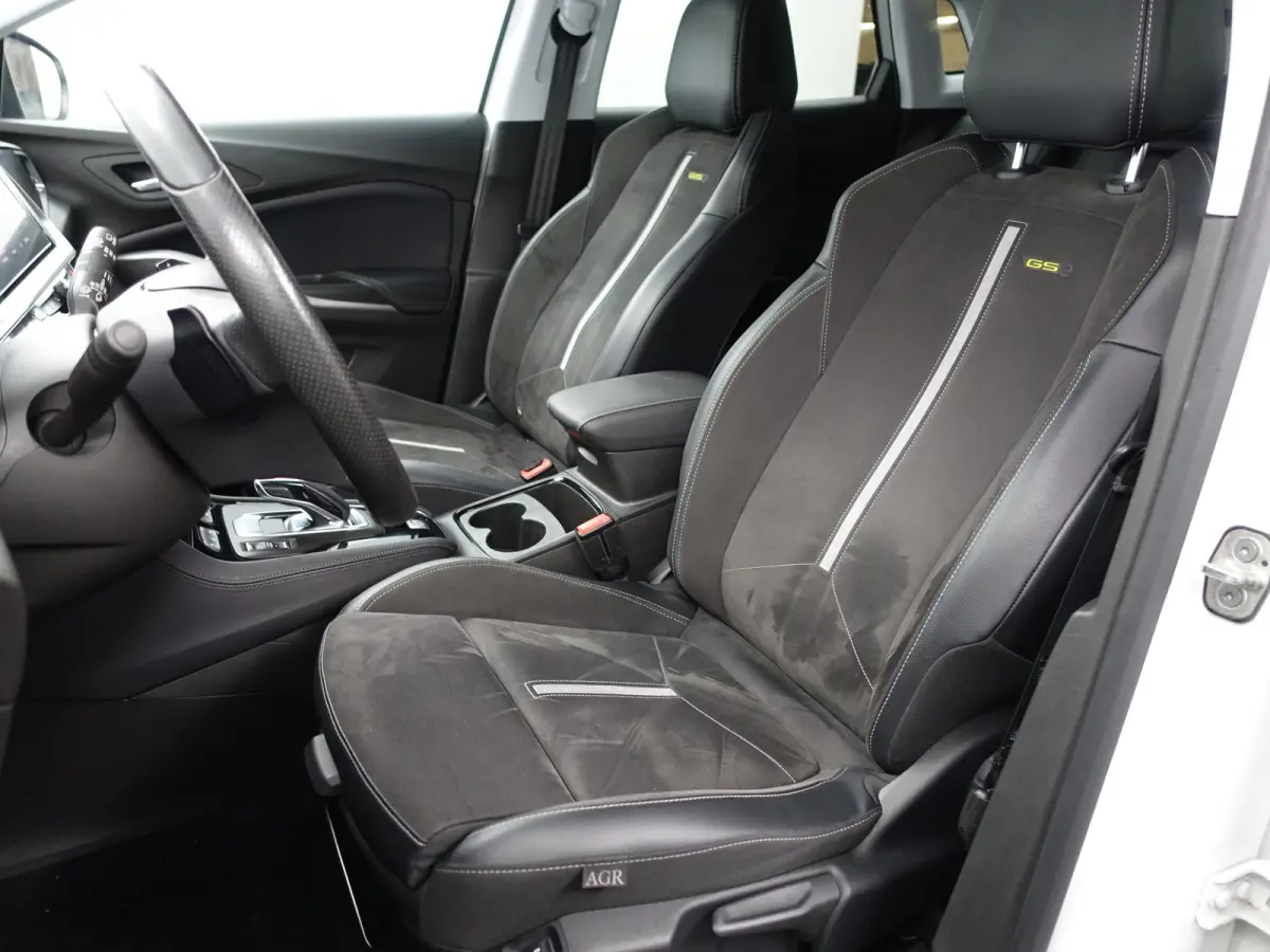 1.6 Turbo Plug-In Hybrid 4x4 GSe- Two Tone, Carplay, Android Auto, 360 Camera, Standkachel, Lane Assist