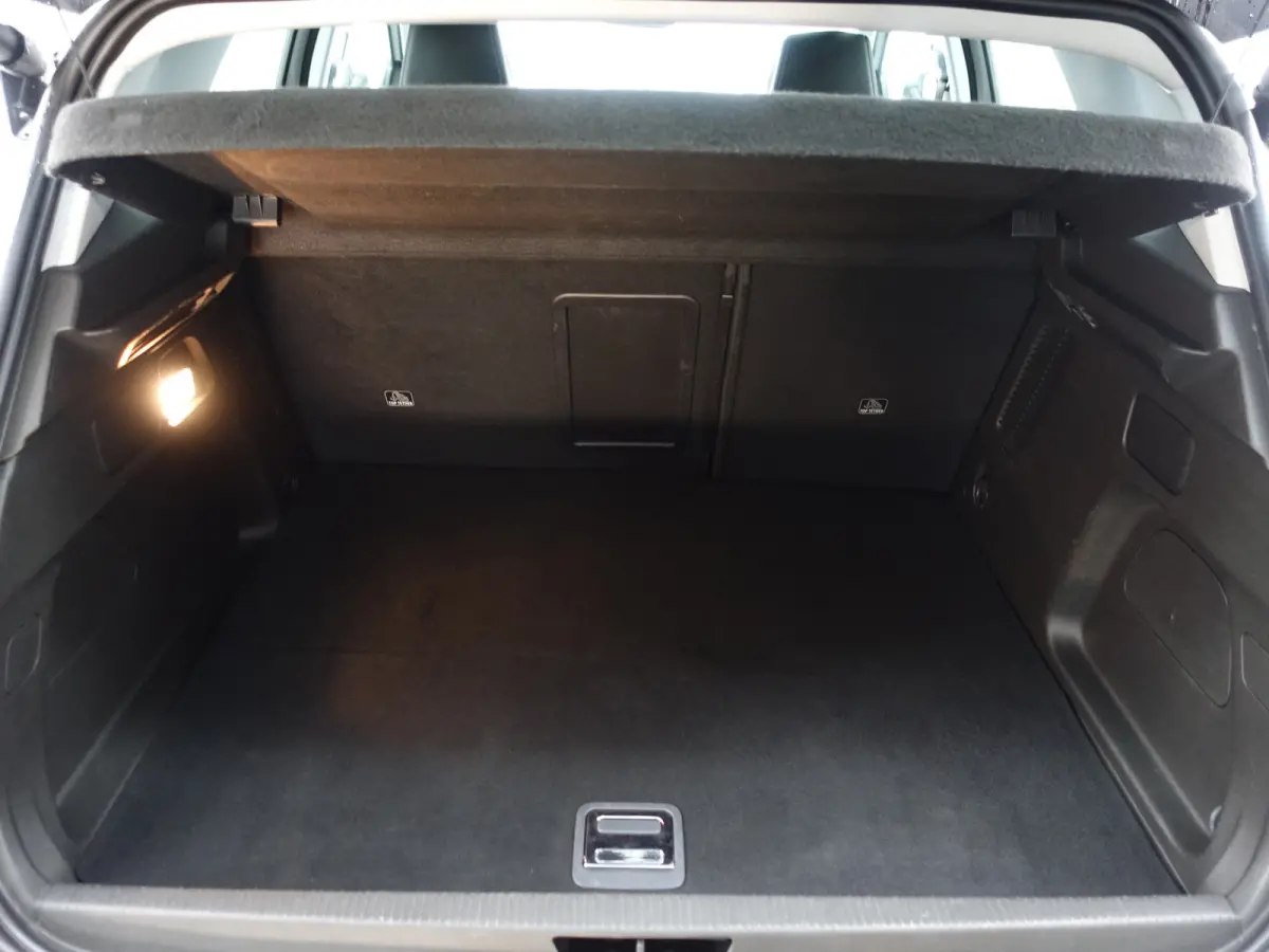 1.6 Turbo Plug-In Hybrid 4x4 GSe- Two Tone, Carplay, Android Auto, 360 Camera, Standkachel, Lane Assist