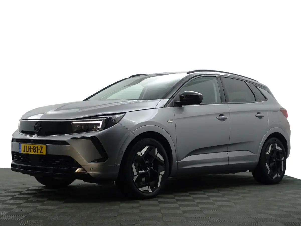 1.6 Turbo Plug-In Hybrid 4x4 GSe- Two Tone, Carplay, Android Auto, 360 Camera, Standkachel, Lane Assist