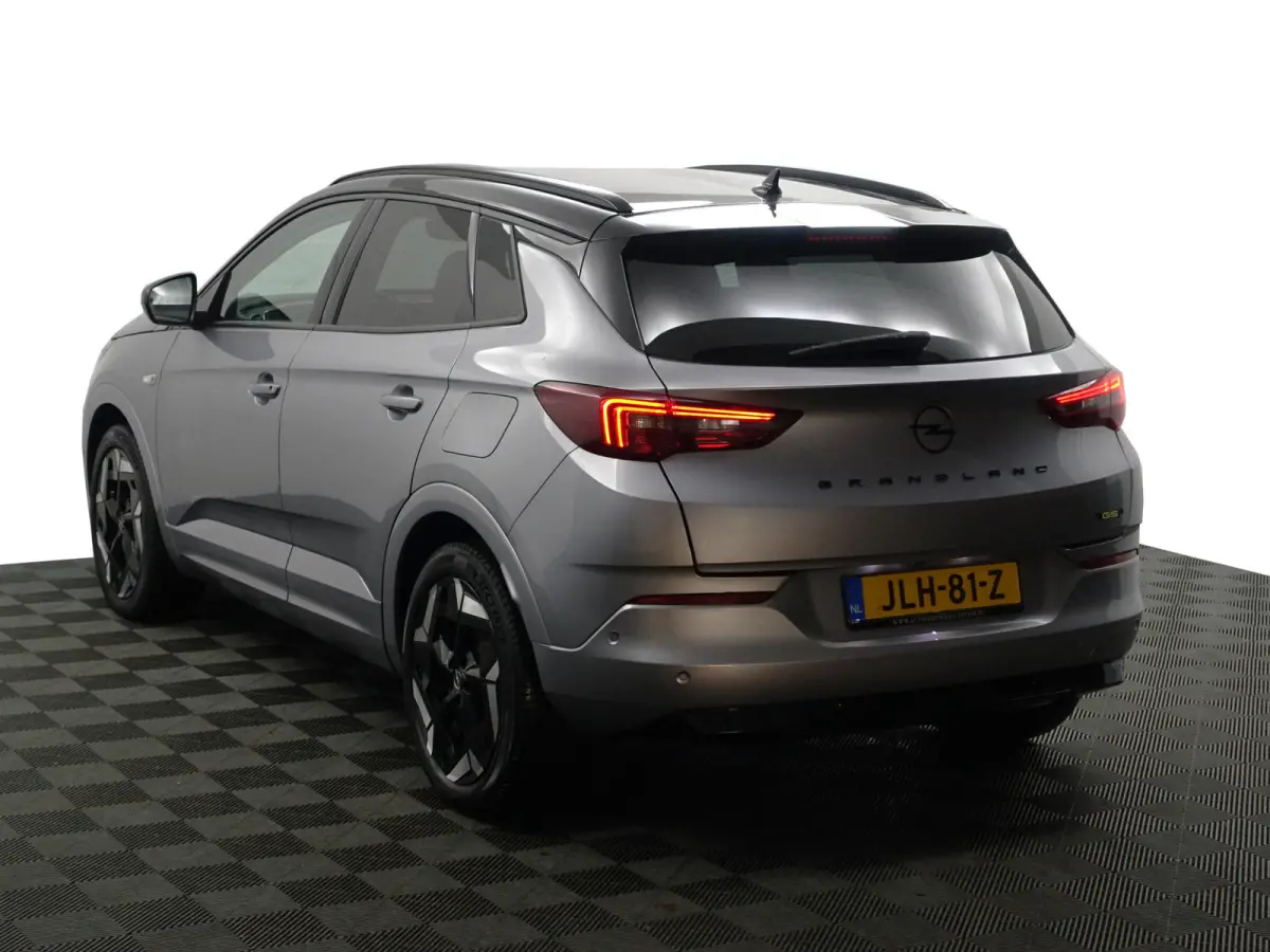 1.6 Turbo Plug-In Hybrid 4x4 GSe- Two Tone, Carplay, Android Auto, 360 Camera, Standkachel, Lane Assist