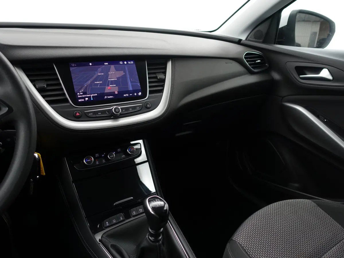 1.2 Turbo Business Executive- Carplay, Lane Assist, Park Assist, Navi, Cruise, Clima, Comfort Interieur