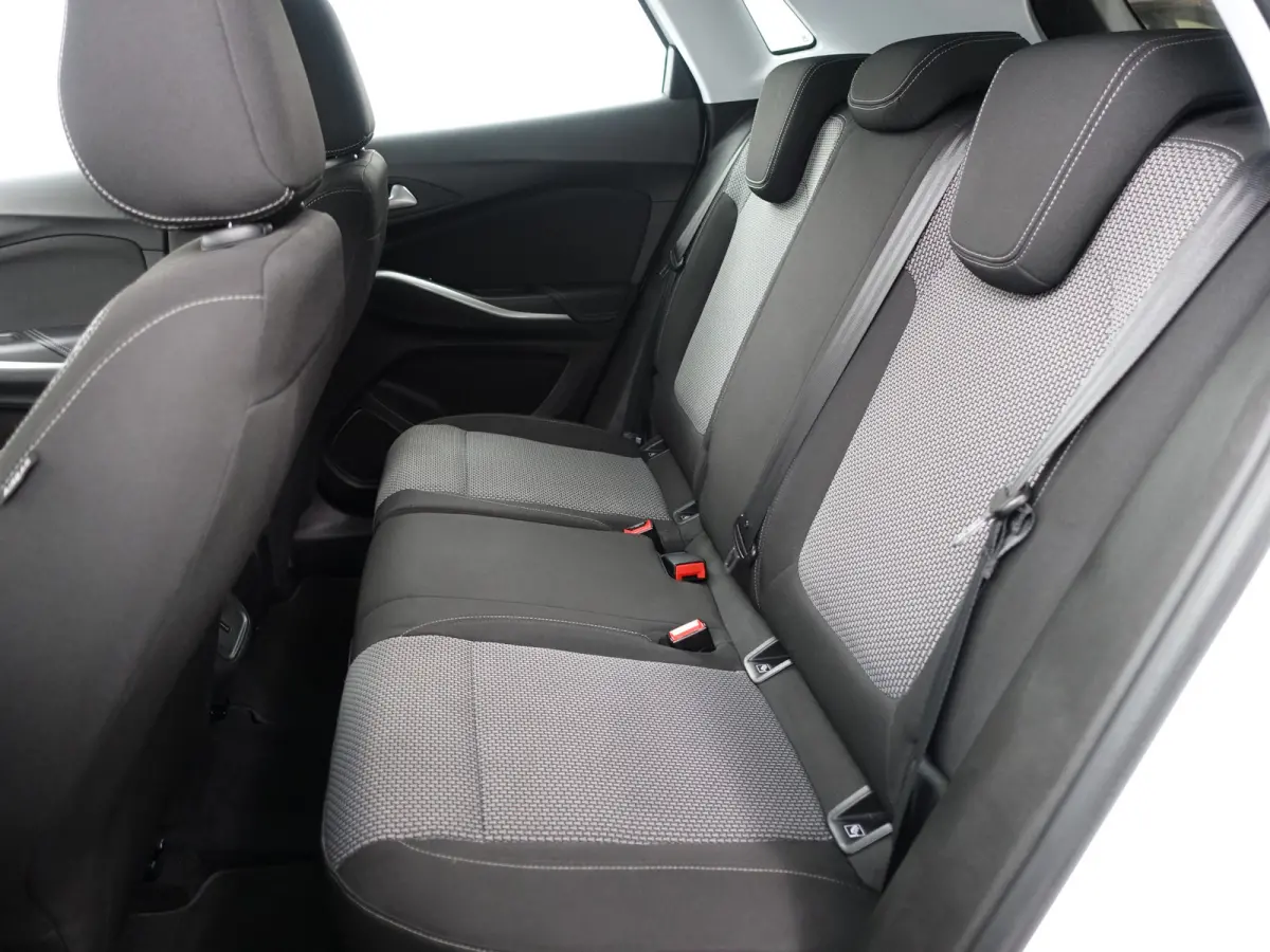 1.2 Turbo Business Executive- Carplay, Lane Assist, Park Assist, Navi, Cruise, Clima, Comfort Interieur