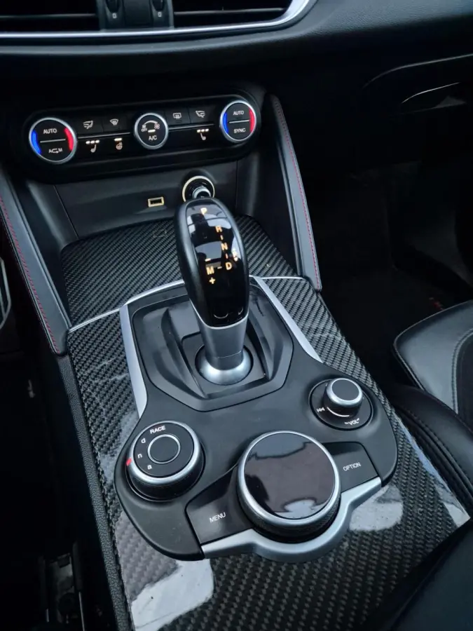 2.9 V6 AWD Quadrifoglio 560PK/Pano/Harman/ACC/Carbon/Btw