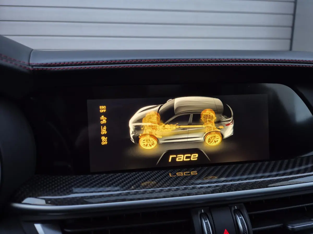 2.9 V6 AWD Quadrifoglio 560PK/Pano/Harman/ACC/Carbon/Btw