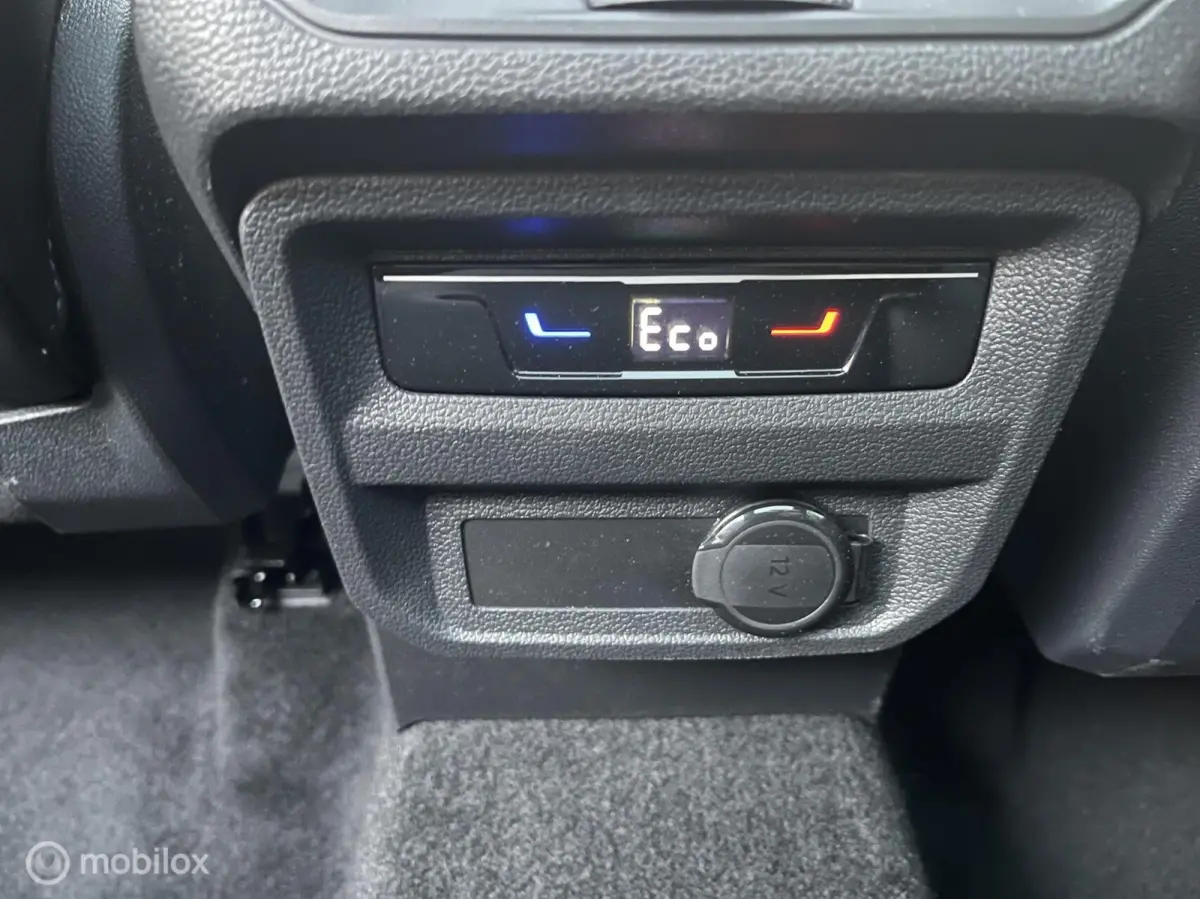 1.4 TSI eHybrid R-Line LED*PANO-DAK*TREKHAAK*