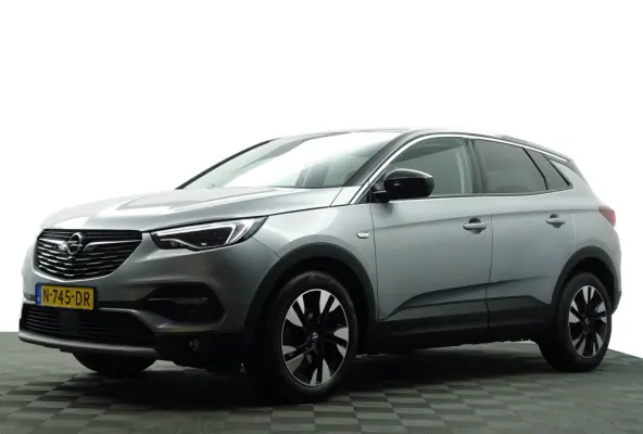 1.2 Turbo Business Elegance Aut- Two Tone, CarPlay, 360 Camera, Sfeerverlichting, Ada Cruise, Xenon Led
