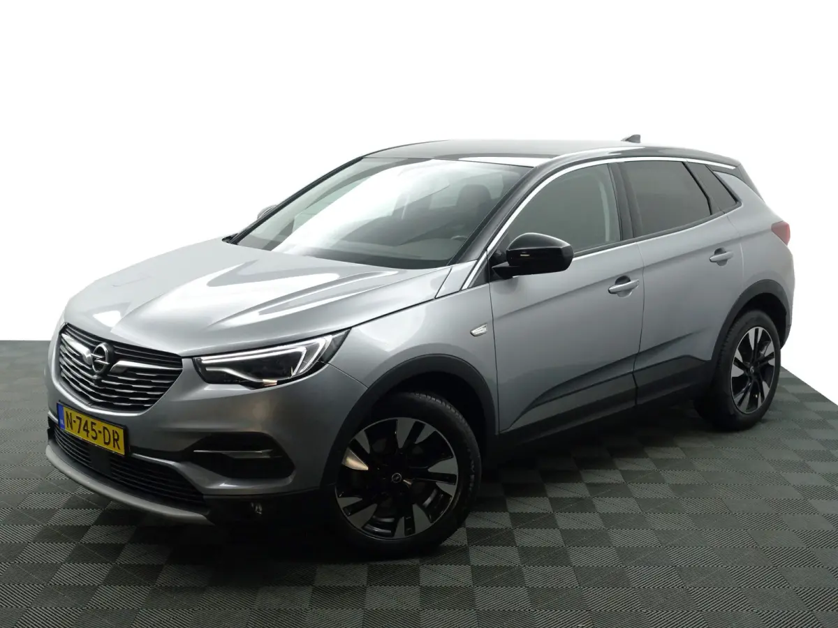 1.2 Turbo Business Elegance Aut- Two Tone, CarPlay, 360 Camera, Sfeerverlichting, Ada Cruise, Xenon Led
