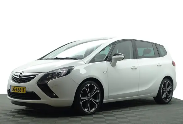 Tourer 1.4 Innovation OPC- 7 Pers, Panoramadak, Xenon Led, Stuur/Stoelverwarming, Camera, Sfeerverlichting, Sport Leder