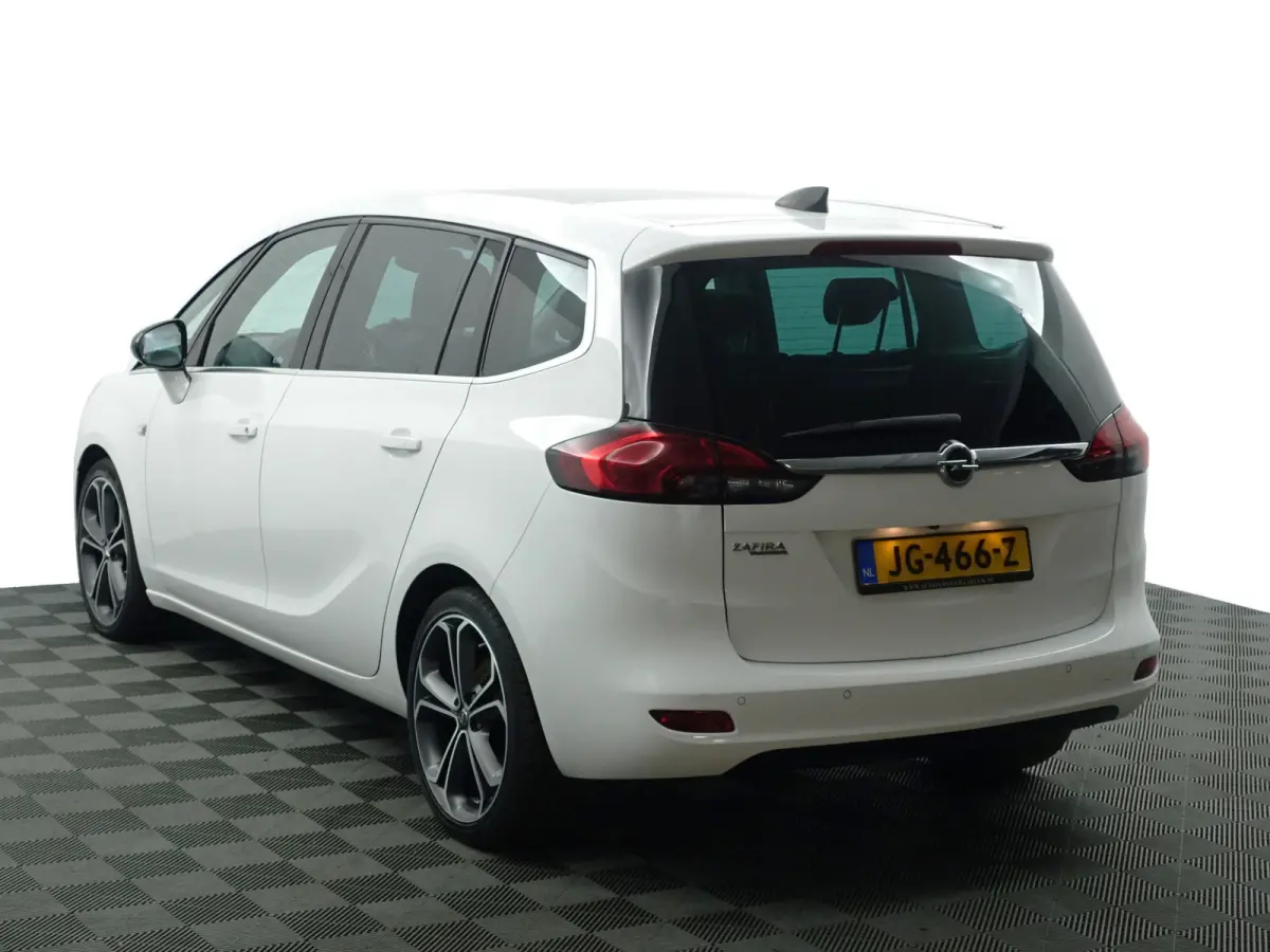 Tourer 1.4 Innovation OPC- 7 Pers, Panoramadak, Xenon Led, Stuur/Stoelverwarming, Camera, Sfeerverlichting, Sport Leder