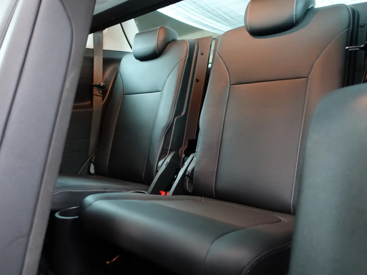 Tourer 1.4 Innovation OPC- 7 Pers, Panoramadak, Xenon Led, Stuur/Stoelverwarming, Camera, Sfeerverlichting, Sport Leder