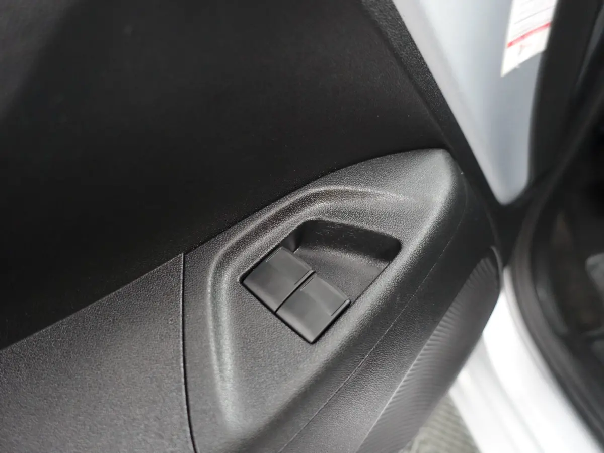 1.0 e-VTi Active- Clima, Comfort Interieur, Bluetooth Multimedia, Elek Pakket