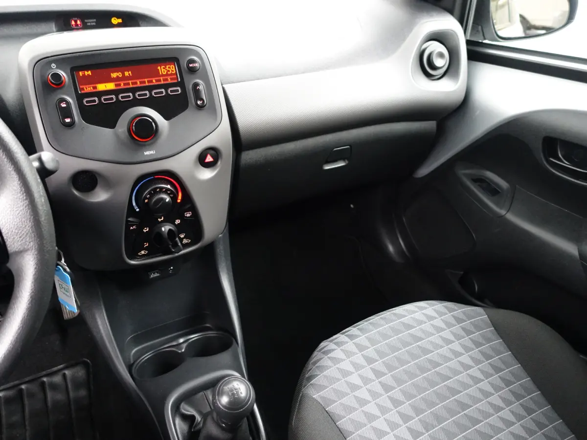 1.0 e-VTi Active- Clima, Comfort Interieur, Bluetooth Multimedia, Elek Pakket