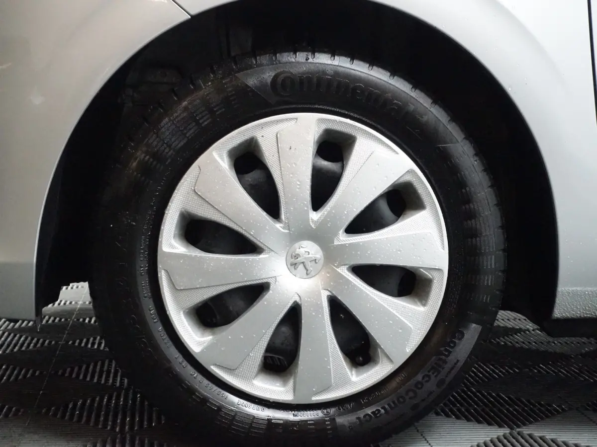 1.0 e-VTi Active- Clima, Comfort Interieur, Bluetooth Multimedia, Elek Pakket