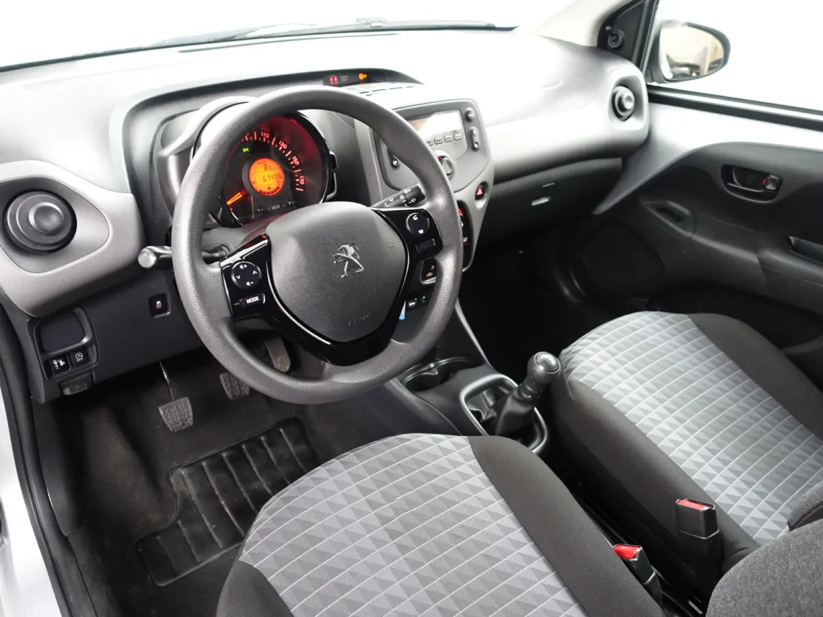 1.0 e-VTi Active- Clima, Comfort Interieur, Bluetooth Multimedia, Elek Pakket