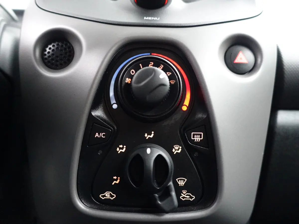 1.0 e-VTi Active- Clima, Comfort Interieur, Bluetooth Multimedia, Elek Pakket