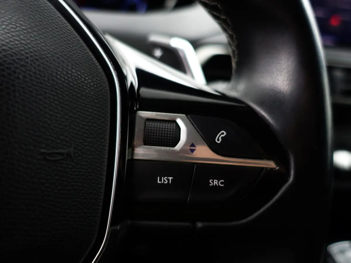 1.2 PureTech GT Line Aut- 7 Pers, CarPlay, Sfeerverlichting, Xenon Led, Ada Cruise, Keyless, Virtual Cockpit