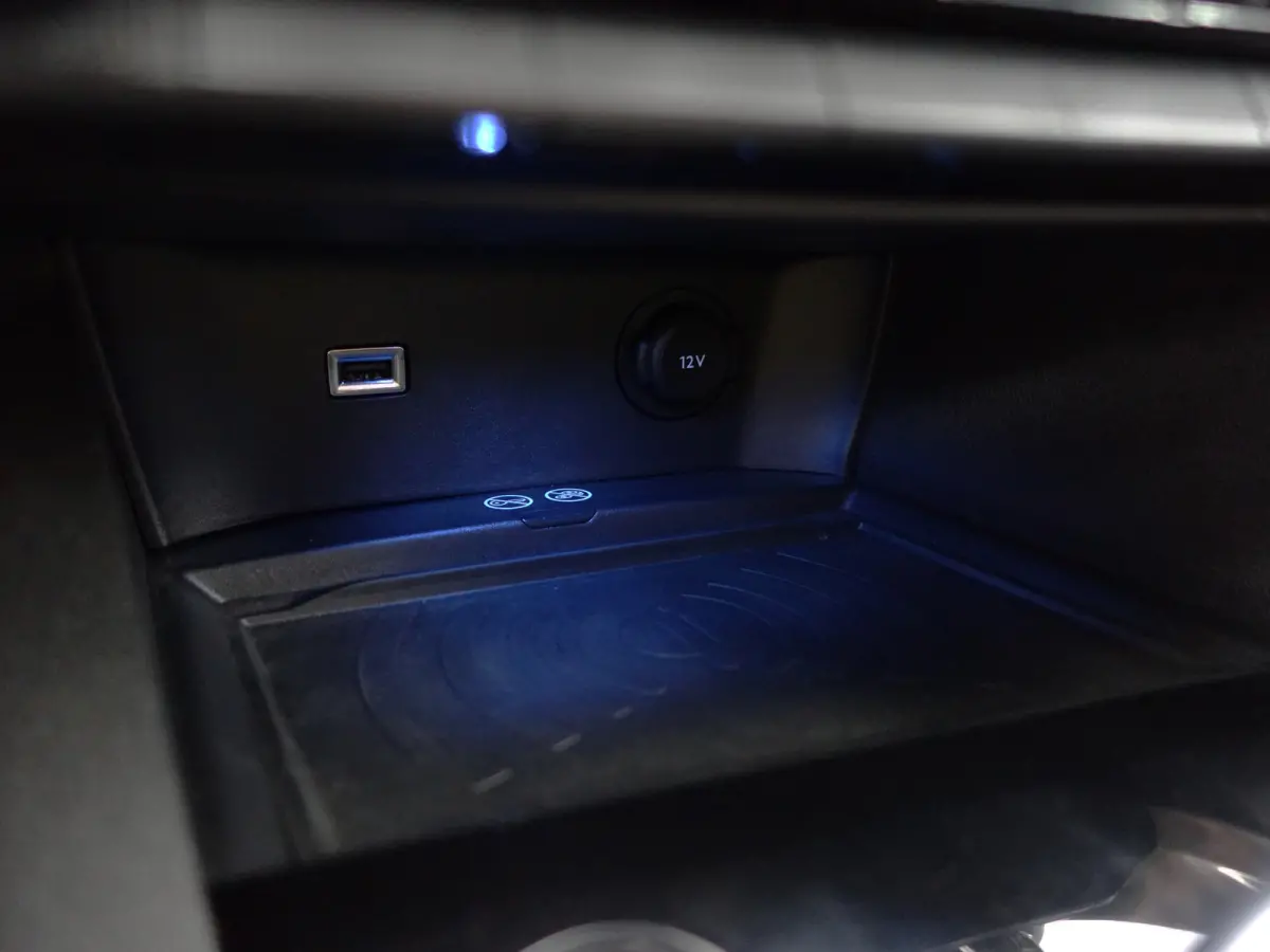 1.2 PureTech GT Line Aut- 7 Pers, CarPlay, Sfeerverlichting, Xenon Led, Ada Cruise, Keyless, Virtual Cockpit