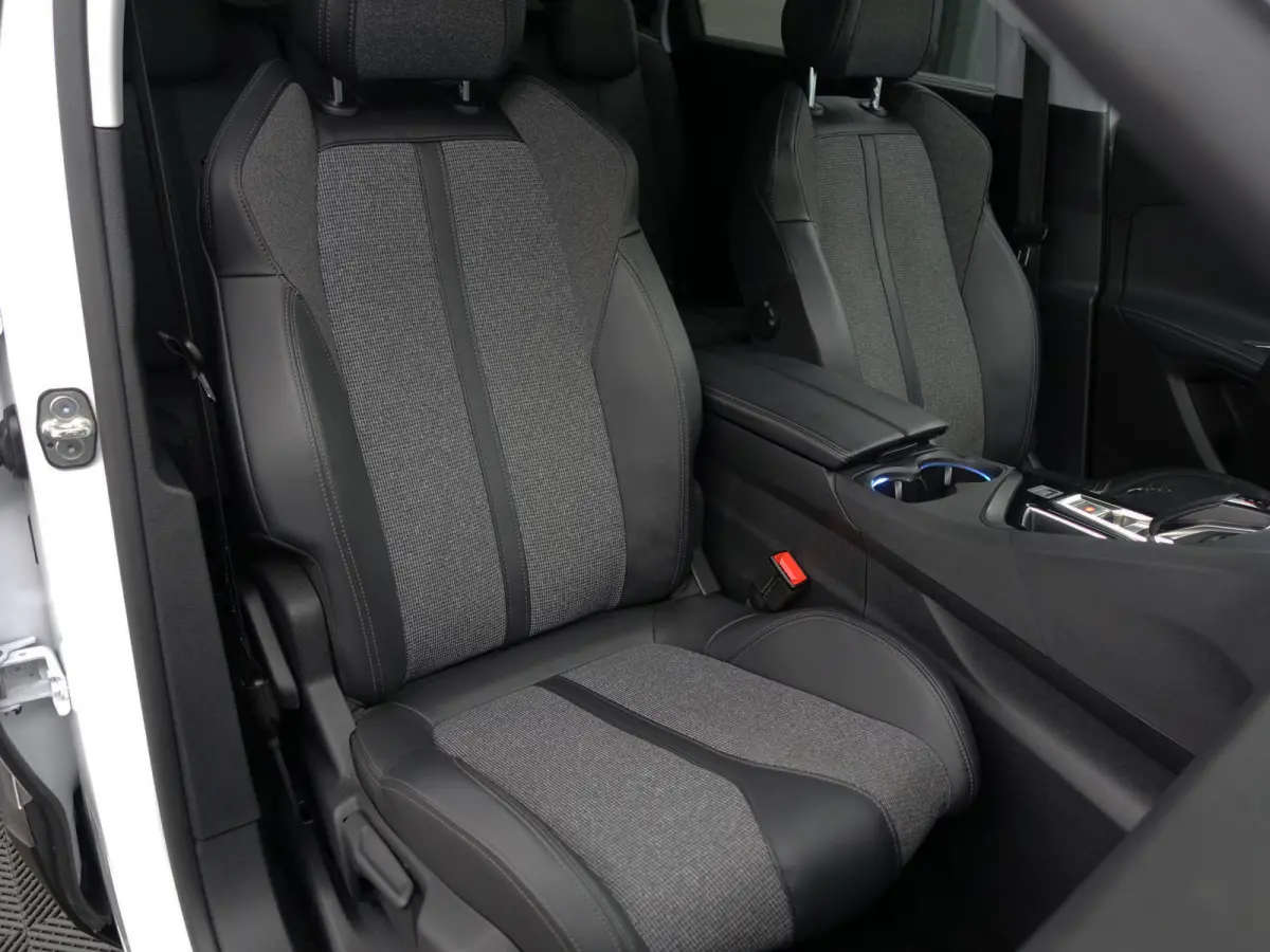 1.2 PureTech GT Line Aut- 7 Pers, CarPlay, Sfeerverlichting, Xenon Led, Ada Cruise, Keyless, Virtual Cockpit