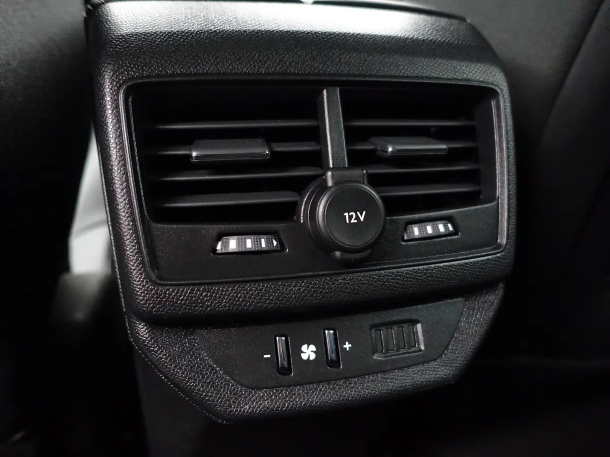 1.2 PureTech GT Line Aut- 7 Pers, CarPlay, Sfeerverlichting, Xenon Led, Ada Cruise, Keyless, Virtual Cockpit