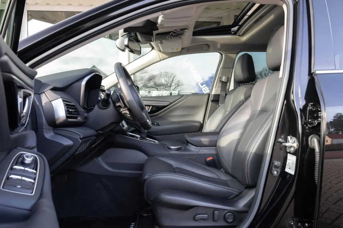2.5i CVT Premium | Eyesight | Navigatie | Harman Kardon |