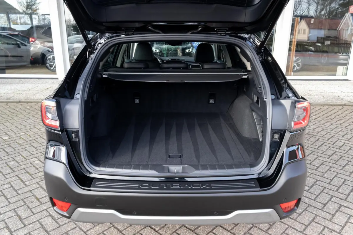 2.5i CVT Premium | Eyesight | Navigatie | Harman Kardon |