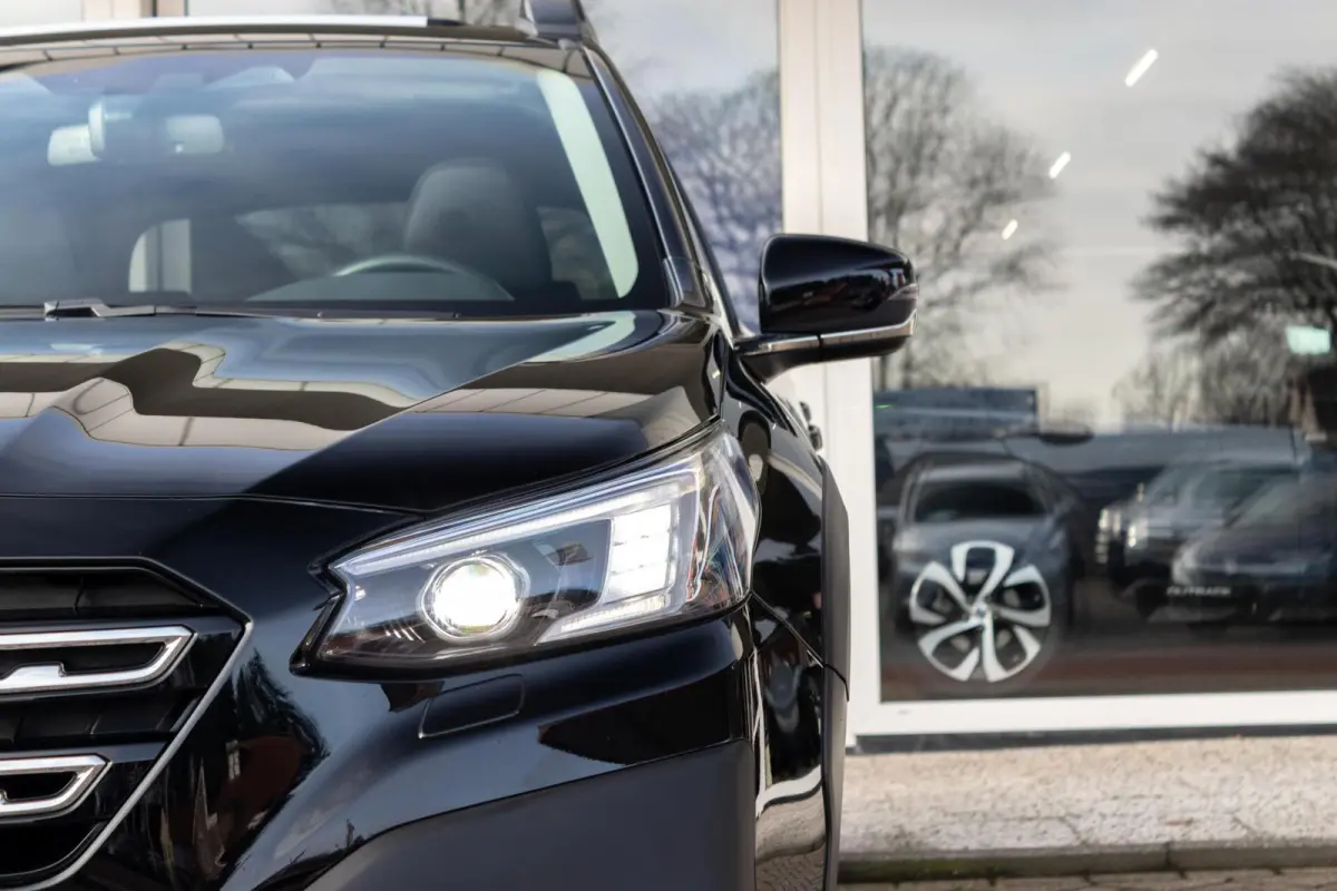2.5i CVT Premium | Eyesight | Navigatie | Harman Kardon |