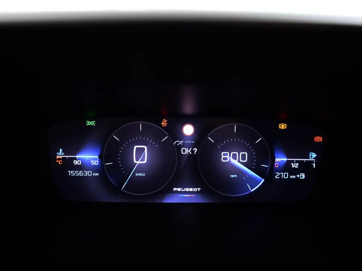 1.2 PureTech Allure Pack Business- 360 Camera, Carplay, Android Auto, Sfeerverlichting, Dual View, Virtual Cockpit