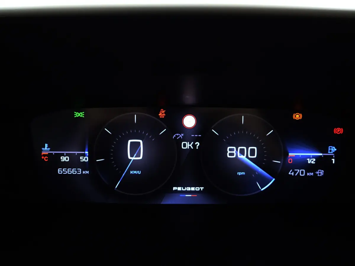1.2 PureTech Active Pack Business- Carplay, Android Auto, Stoelverwarming, Comfort Pakket, Virtual cockpit